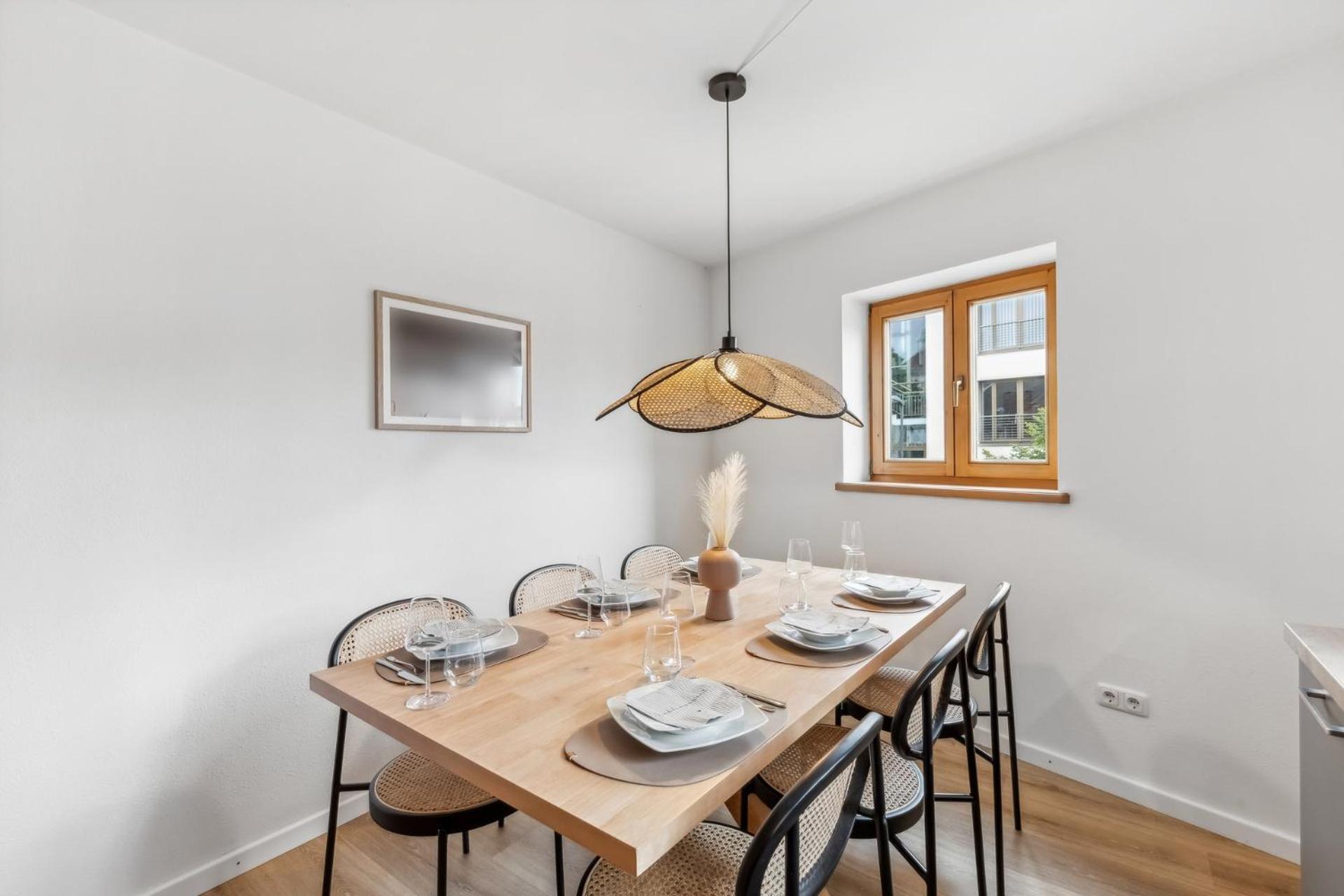 Casa Primavera - Grosse Stadtvilla Im Zentrum Miesbachs Экстерьер фото